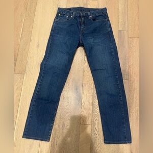 Levi men’s 502 32x34 blue jeans